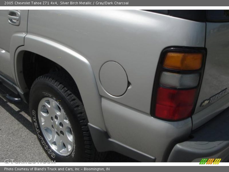 Silver Birch Metallic / Gray/Dark Charcoal 2005 Chevrolet Tahoe Z71 4x4
