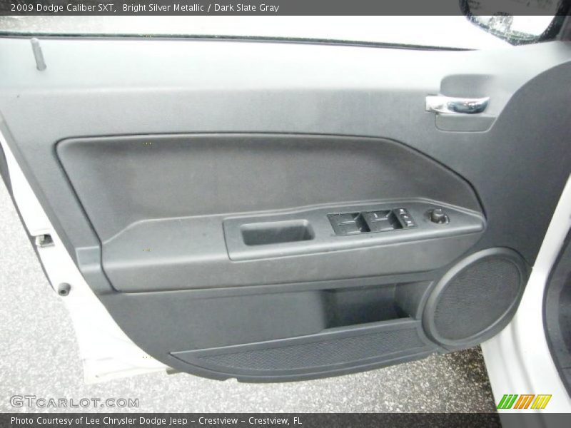 Bright Silver Metallic / Dark Slate Gray 2009 Dodge Caliber SXT