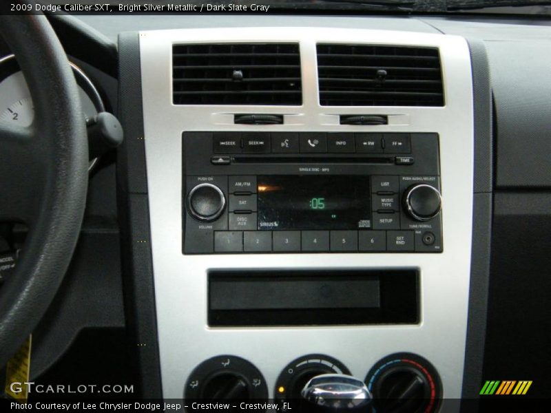 Bright Silver Metallic / Dark Slate Gray 2009 Dodge Caliber SXT