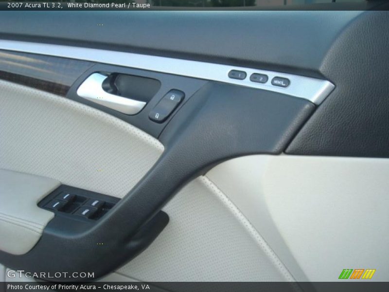 White Diamond Pearl / Taupe 2007 Acura TL 3.2