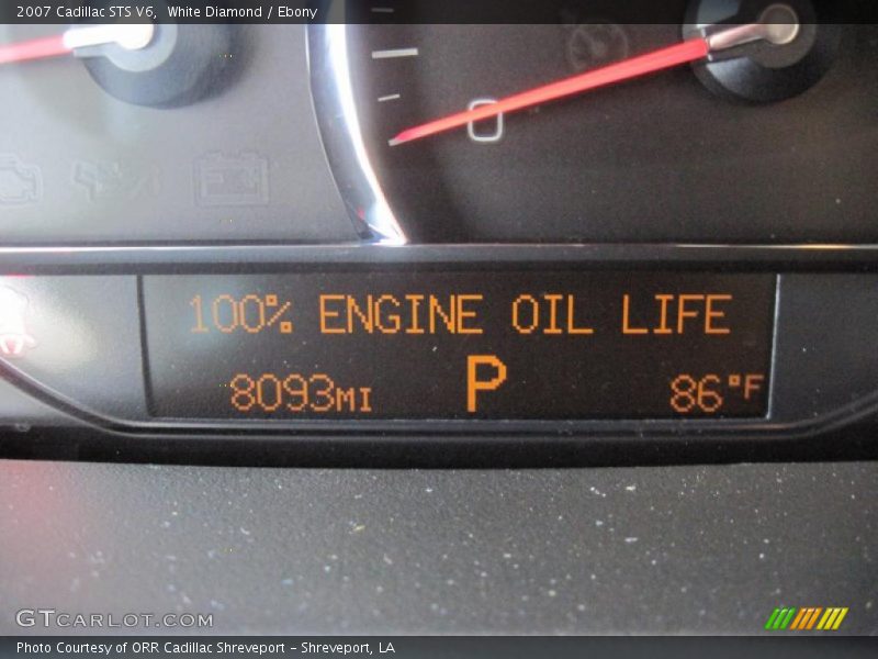 White Diamond / Ebony 2007 Cadillac STS V6