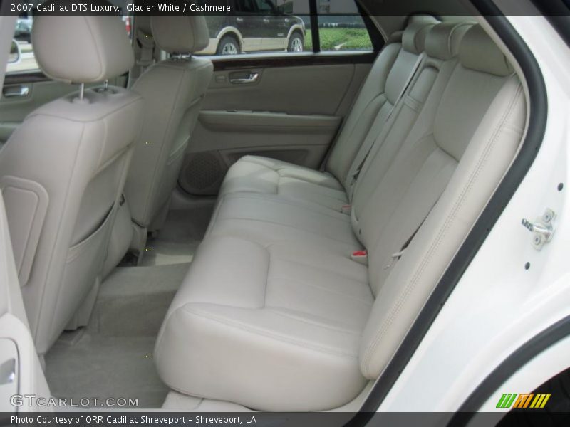 Glacier White / Cashmere 2007 Cadillac DTS Luxury