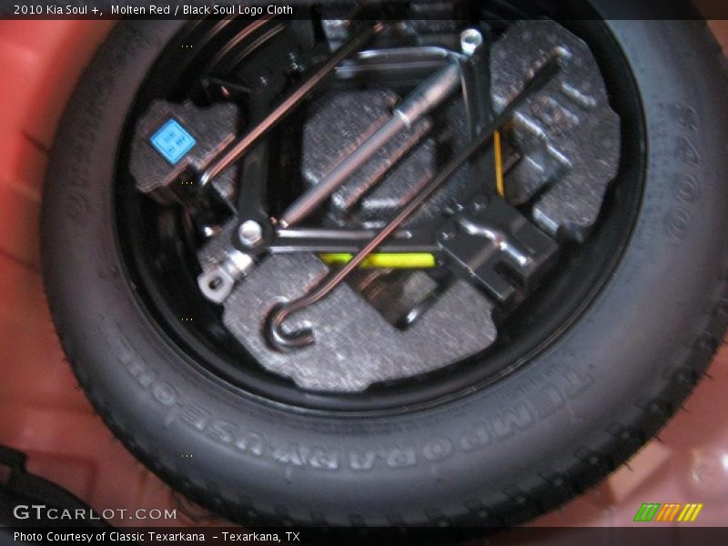 Molten Red / Black Soul Logo Cloth 2010 Kia Soul +