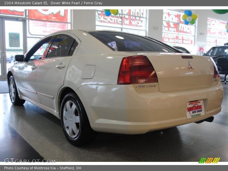 Dover White Pearl / Petrol Gray 2004 Mitsubishi Galant ES