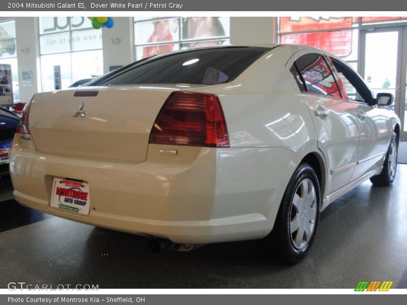 Dover White Pearl / Petrol Gray 2004 Mitsubishi Galant ES