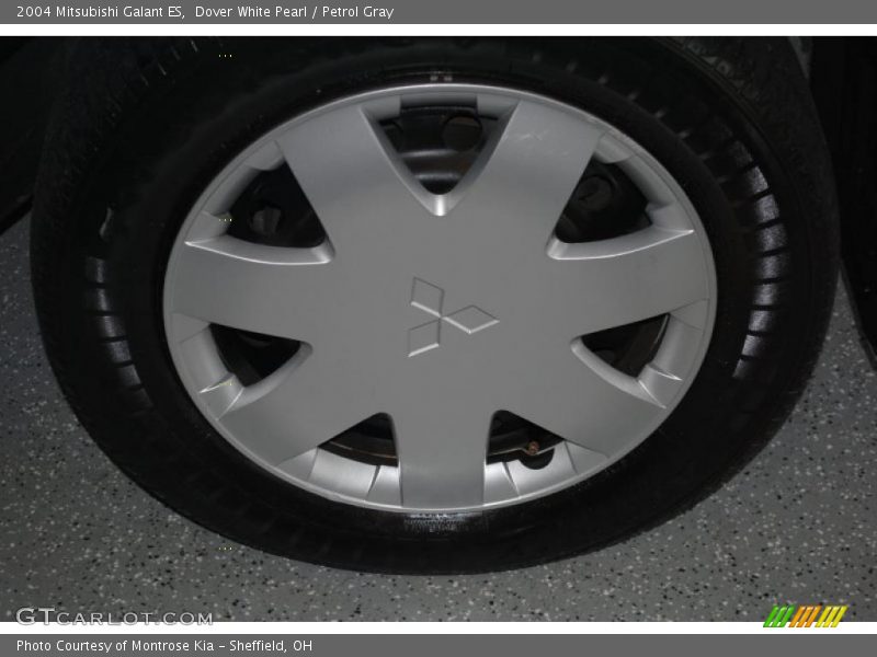 Dover White Pearl / Petrol Gray 2004 Mitsubishi Galant ES
