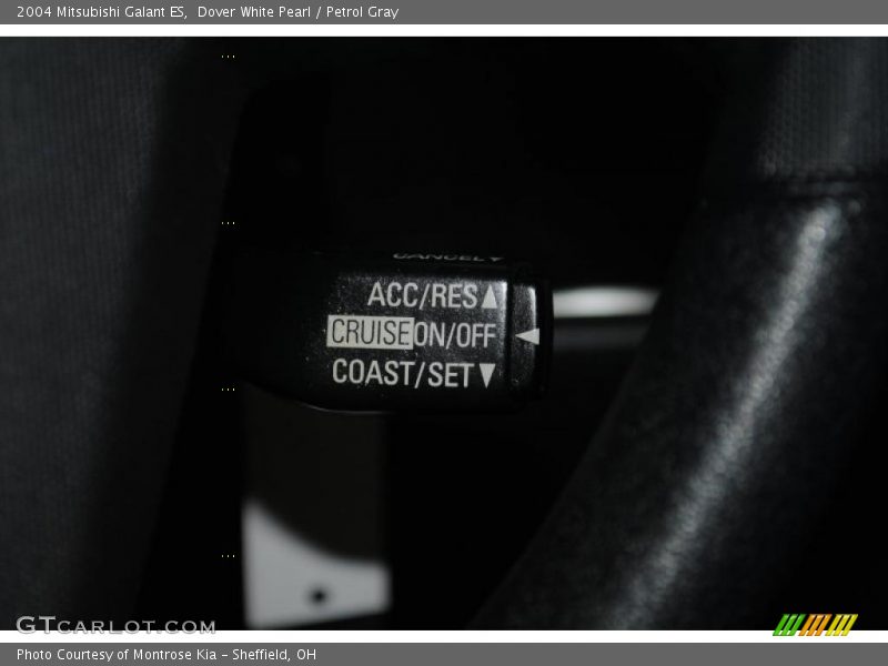 Dover White Pearl / Petrol Gray 2004 Mitsubishi Galant ES