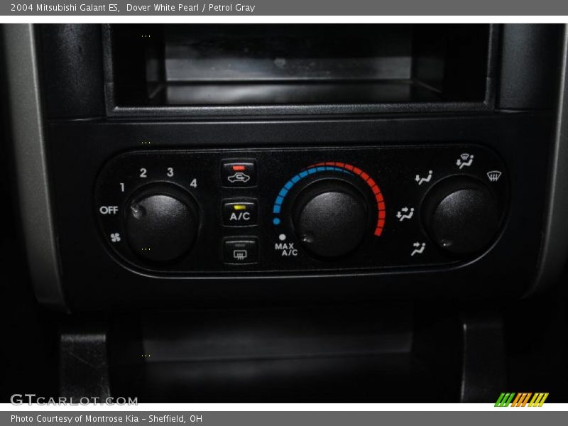 Dover White Pearl / Petrol Gray 2004 Mitsubishi Galant ES
