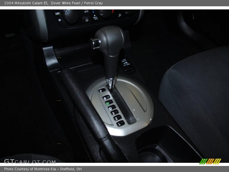 Dover White Pearl / Petrol Gray 2004 Mitsubishi Galant ES