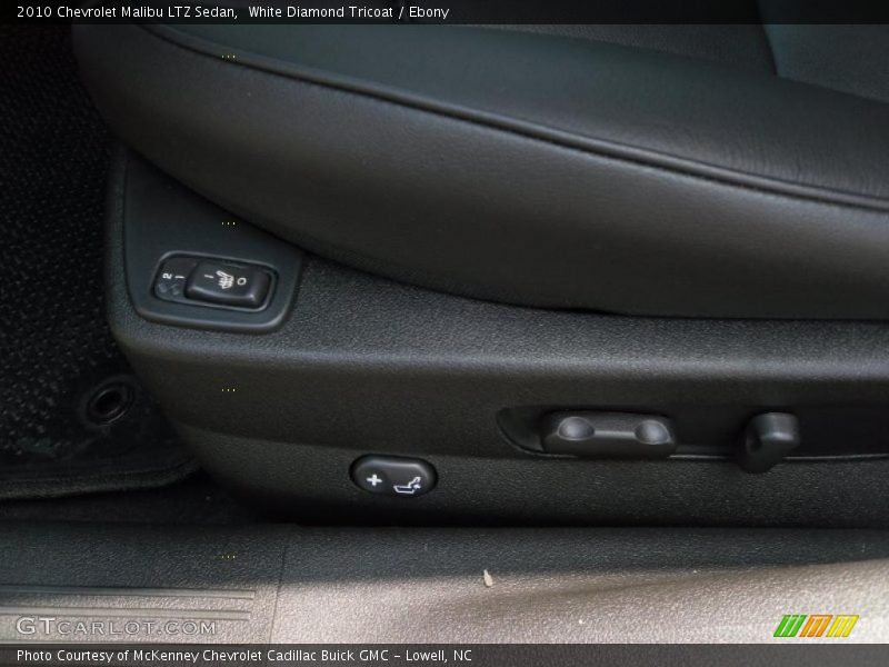 White Diamond Tricoat / Ebony 2010 Chevrolet Malibu LTZ Sedan