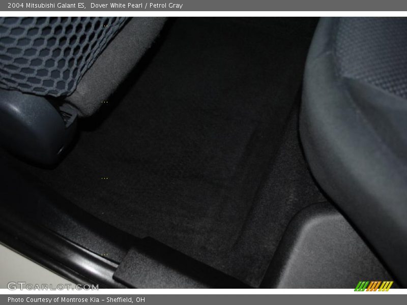 Dover White Pearl / Petrol Gray 2004 Mitsubishi Galant ES