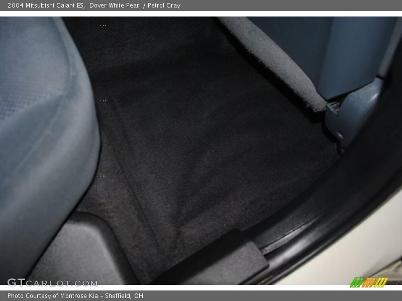 Dover White Pearl / Petrol Gray 2004 Mitsubishi Galant ES