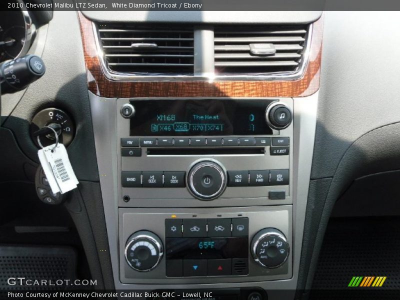 White Diamond Tricoat / Ebony 2010 Chevrolet Malibu LTZ Sedan
