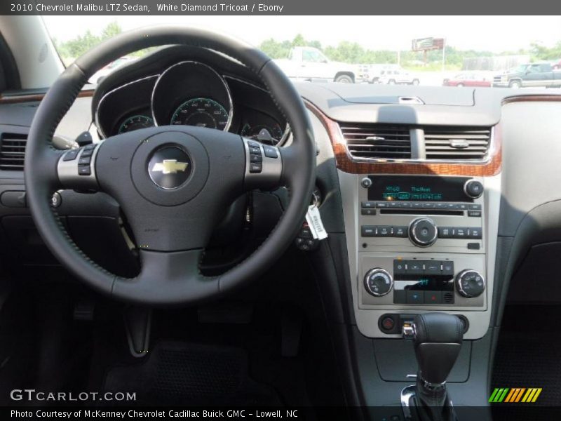 White Diamond Tricoat / Ebony 2010 Chevrolet Malibu LTZ Sedan