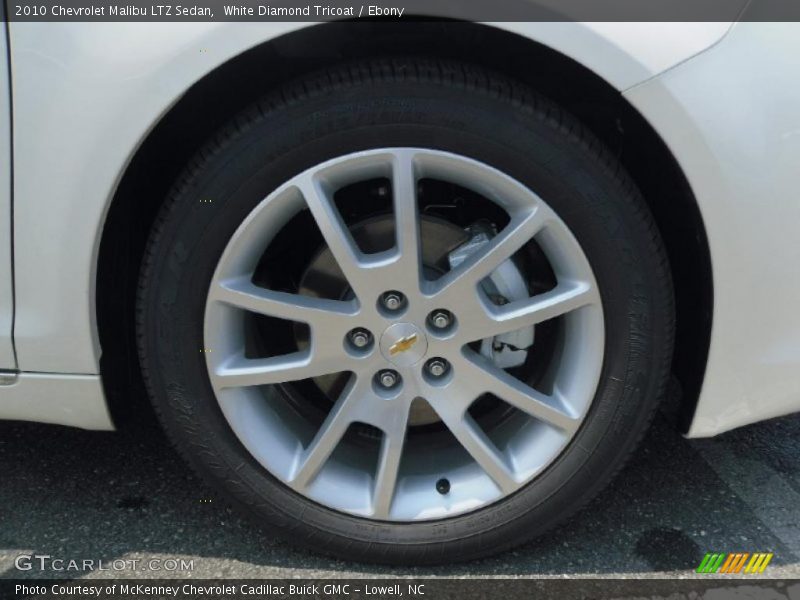 White Diamond Tricoat / Ebony 2010 Chevrolet Malibu LTZ Sedan