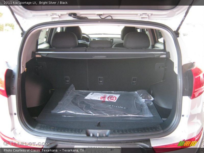 Bright Silver / Black 2011 Kia Sportage LX