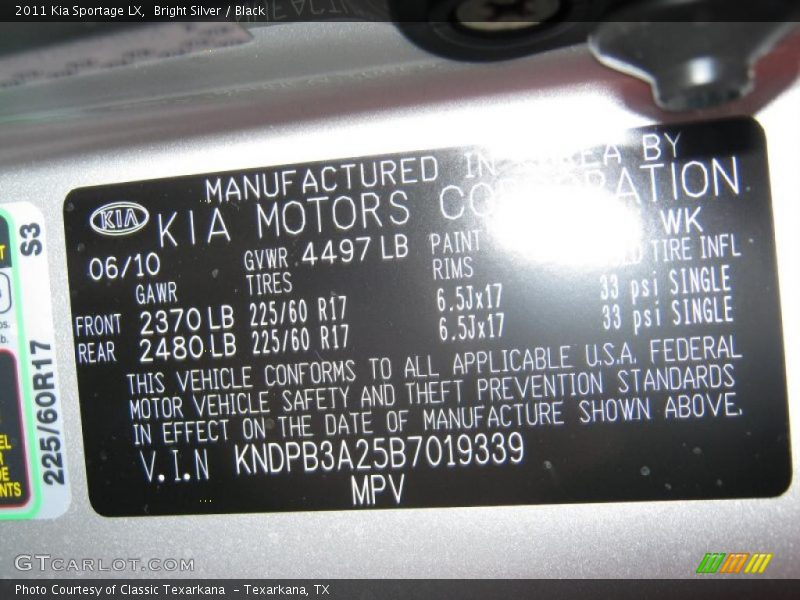 Bright Silver / Black 2011 Kia Sportage LX