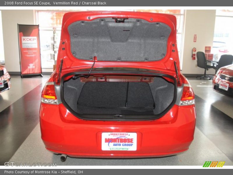 Vermillion Red / Charcoal Black 2008 Ford Focus SE Coupe