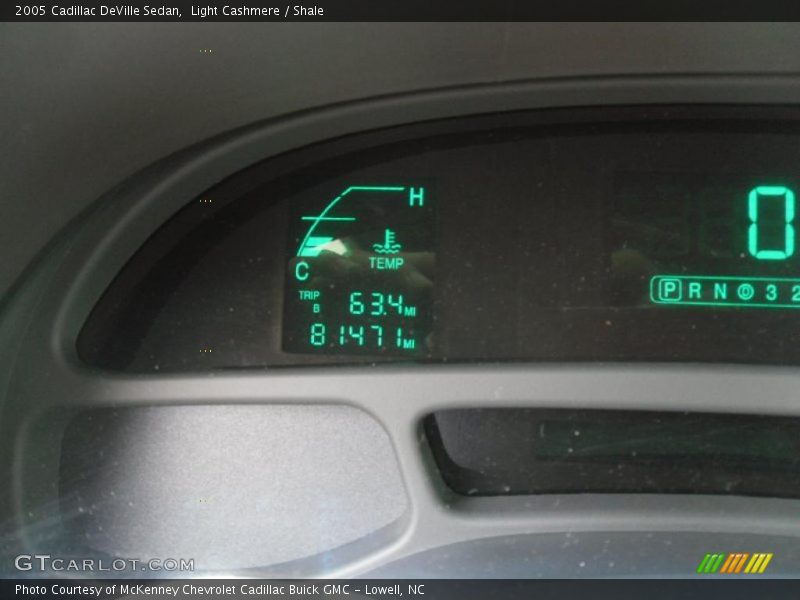 Light Cashmere / Shale 2005 Cadillac DeVille Sedan