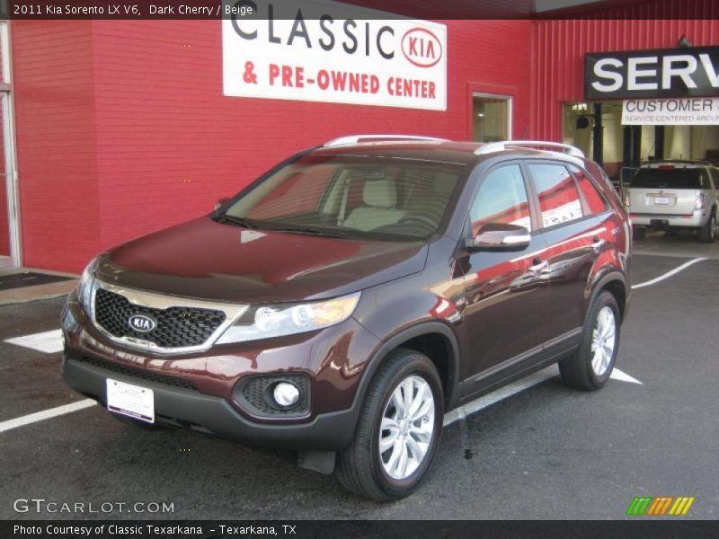 Dark Cherry / Beige 2011 Kia Sorento LX V6
