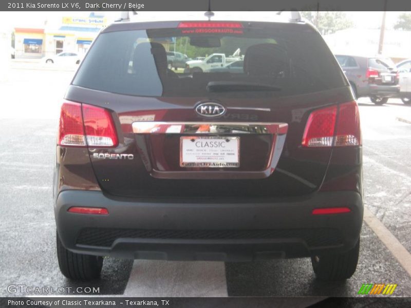 Dark Cherry / Beige 2011 Kia Sorento LX V6