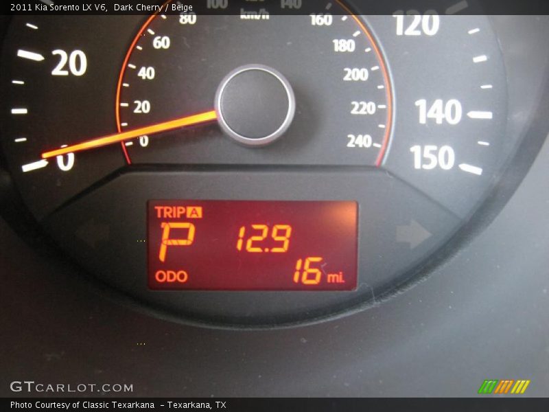 Dark Cherry / Beige 2011 Kia Sorento LX V6