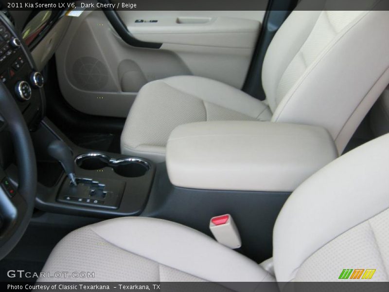 Dark Cherry / Beige 2011 Kia Sorento LX V6