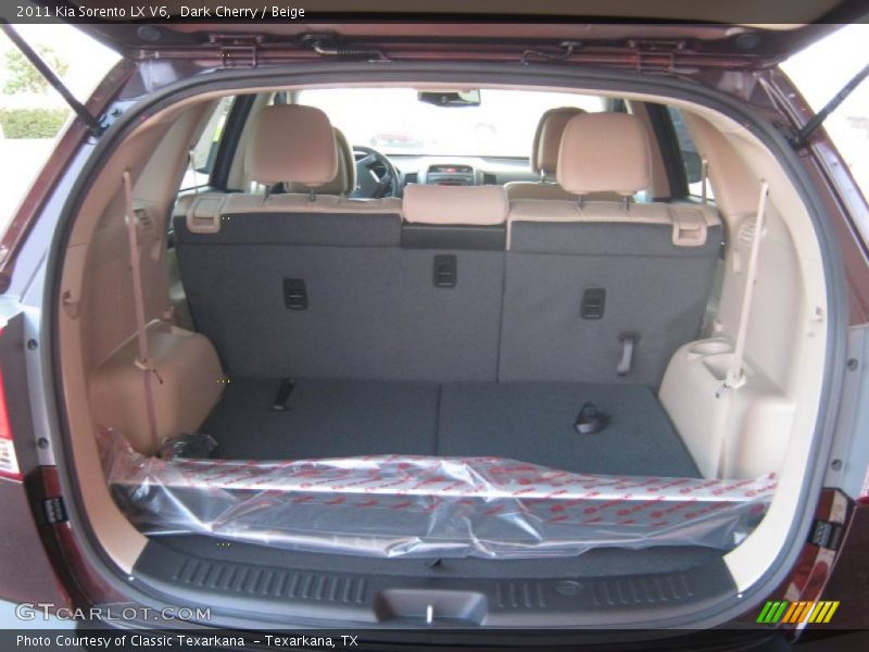 Dark Cherry / Beige 2011 Kia Sorento LX V6