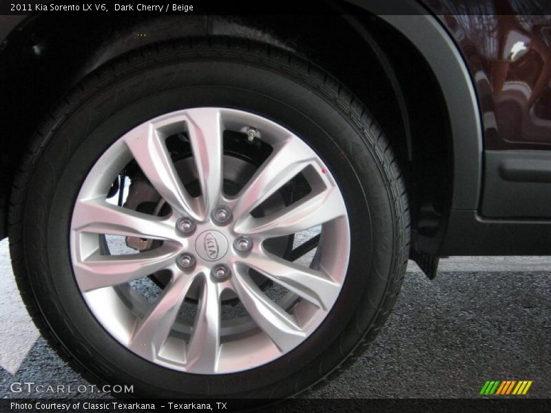 Dark Cherry / Beige 2011 Kia Sorento LX V6