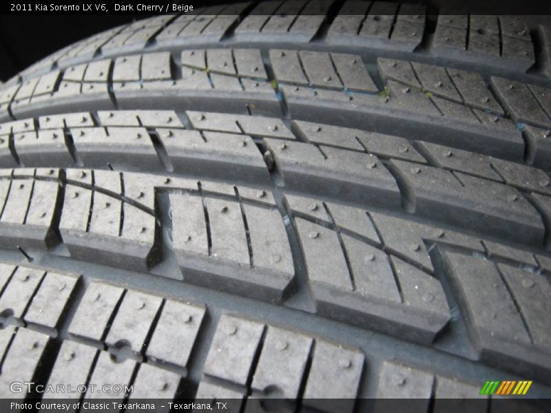 Dark Cherry / Beige 2011 Kia Sorento LX V6