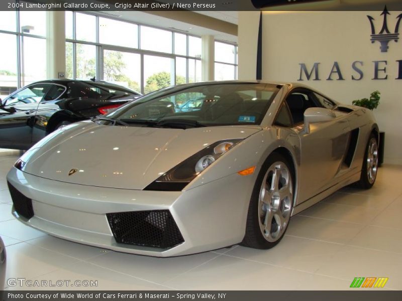 Grigio Altair (Silver) / Nero Perseus 2004 Lamborghini Gallardo Coupe