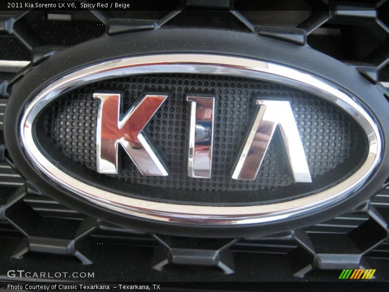 Spicy Red / Beige 2011 Kia Sorento LX V6
