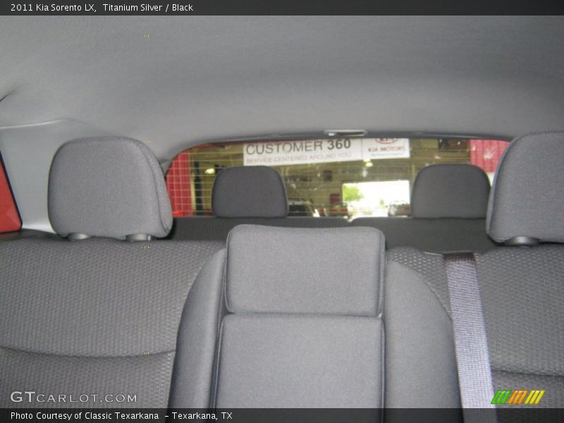 Titanium Silver / Black 2011 Kia Sorento LX