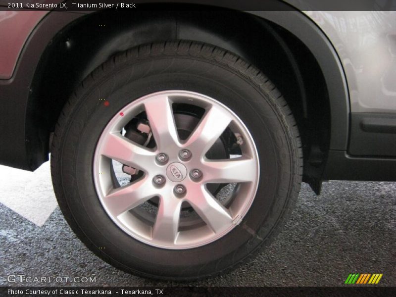 Titanium Silver / Black 2011 Kia Sorento LX