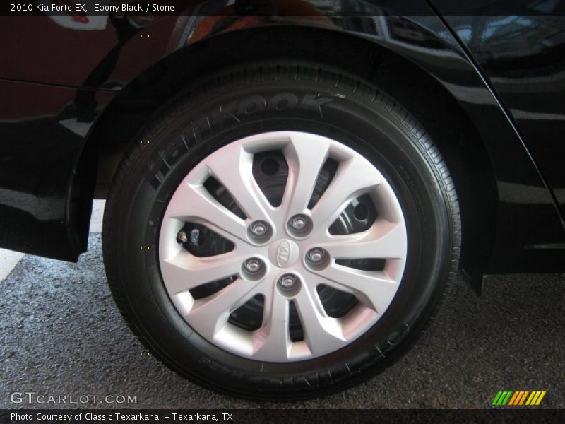 Ebony Black / Stone 2010 Kia Forte EX