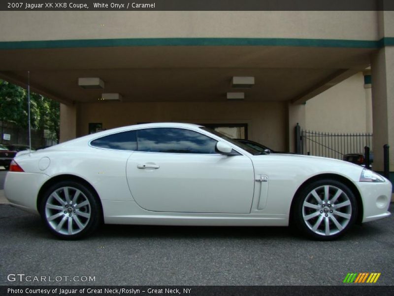 White Onyx / Caramel 2007 Jaguar XK XK8 Coupe