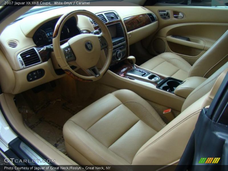 White Onyx / Caramel 2007 Jaguar XK XK8 Coupe