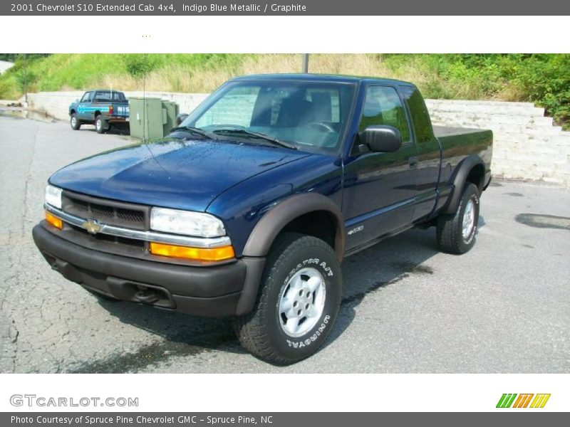Indigo Blue Metallic / Graphite 2001 Chevrolet S10 Extended Cab 4x4