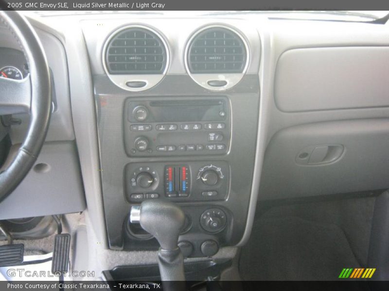 Liquid Silver Metallic / Light Gray 2005 GMC Envoy SLE