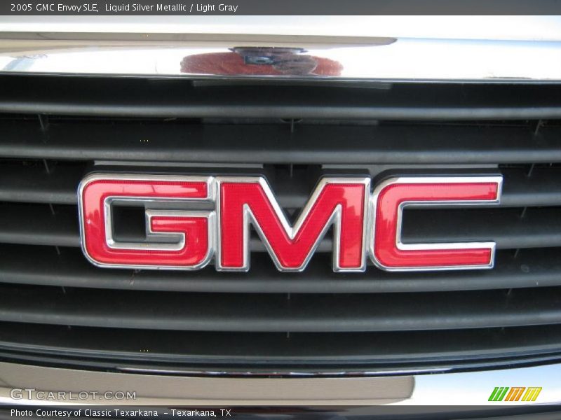 Liquid Silver Metallic / Light Gray 2005 GMC Envoy SLE