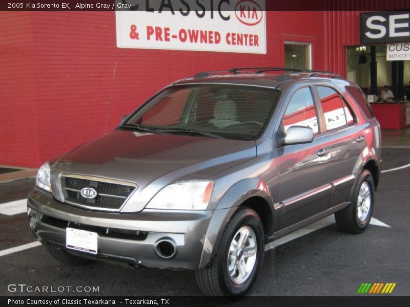 Alpine Gray / Gray 2005 Kia Sorento EX