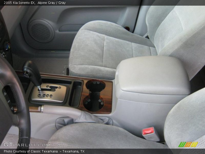 Alpine Gray / Gray 2005 Kia Sorento EX