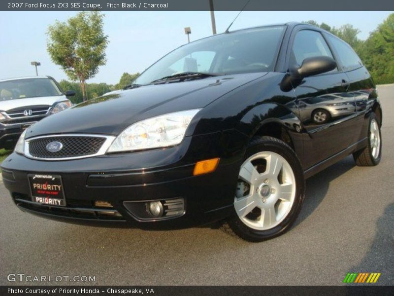 Pitch Black / Charcoal 2007 Ford Focus ZX3 SES Coupe
