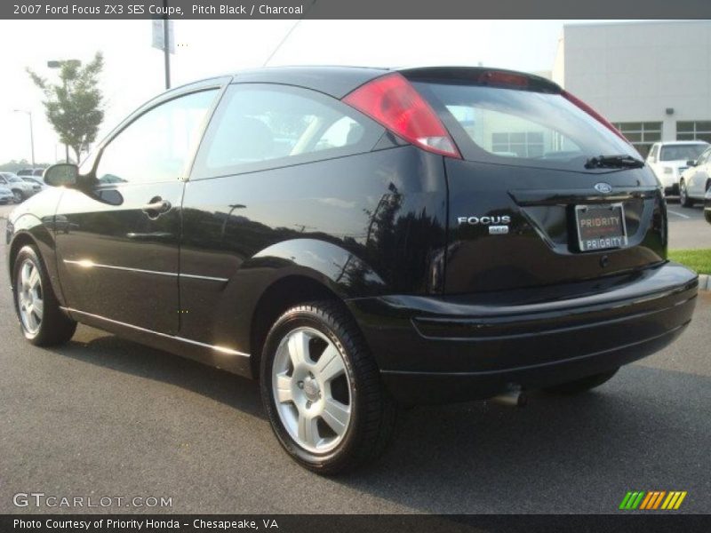 Pitch Black / Charcoal 2007 Ford Focus ZX3 SES Coupe