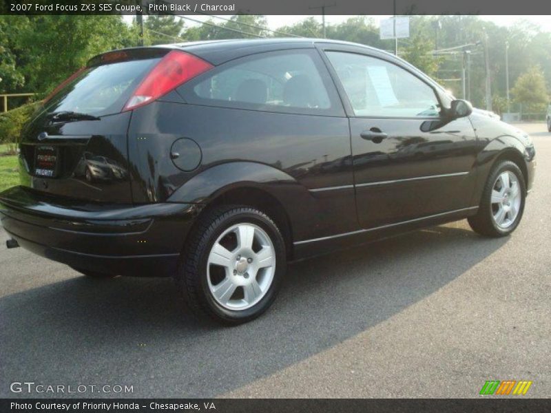 Pitch Black / Charcoal 2007 Ford Focus ZX3 SES Coupe