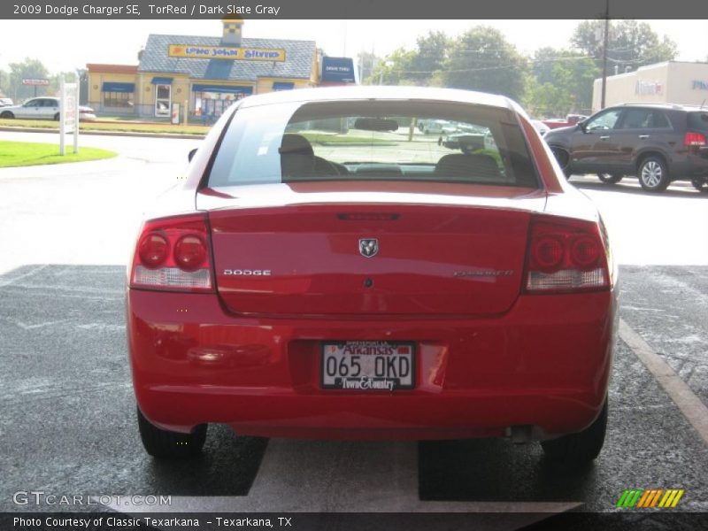 TorRed / Dark Slate Gray 2009 Dodge Charger SE