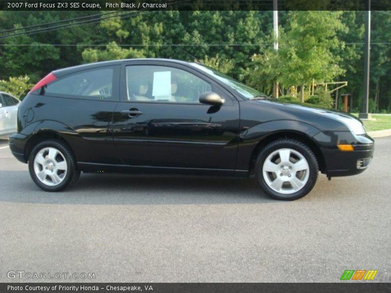 Pitch Black / Charcoal 2007 Ford Focus ZX3 SES Coupe
