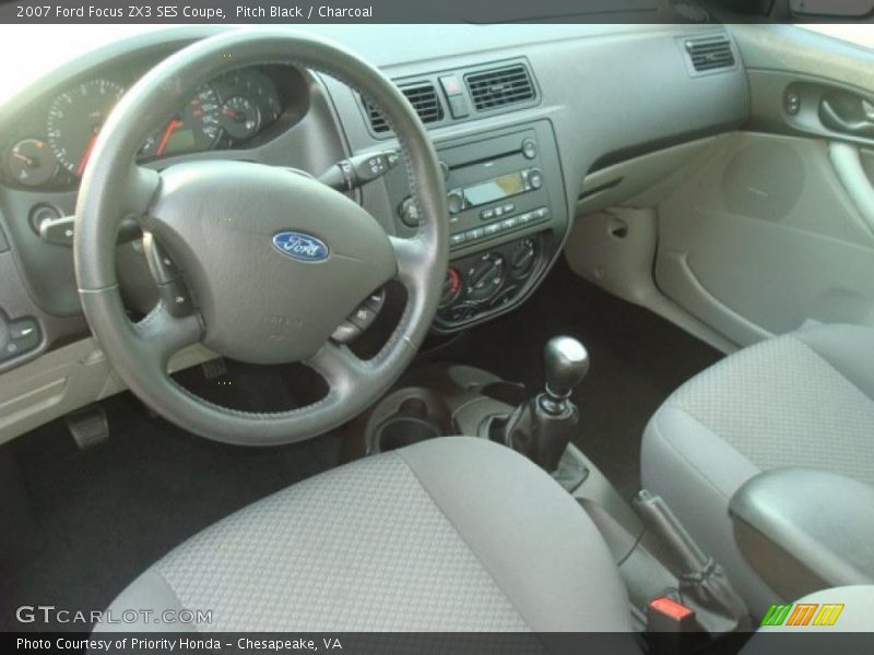 Pitch Black / Charcoal 2007 Ford Focus ZX3 SES Coupe