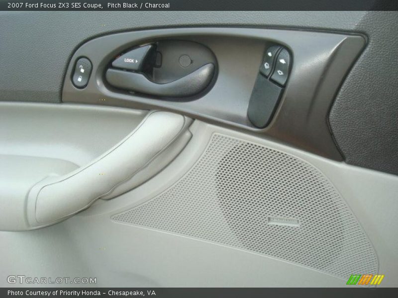 Pitch Black / Charcoal 2007 Ford Focus ZX3 SES Coupe