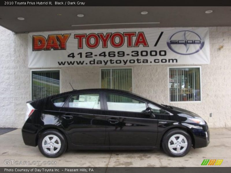 Black / Dark Gray 2010 Toyota Prius Hybrid III
